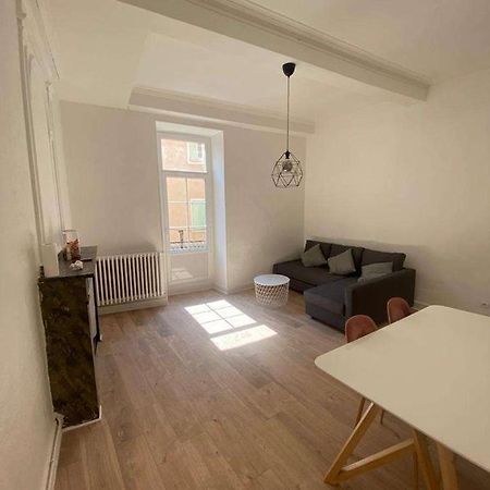 Appartement De Charme En Centre Ville Millau Bagian luar foto